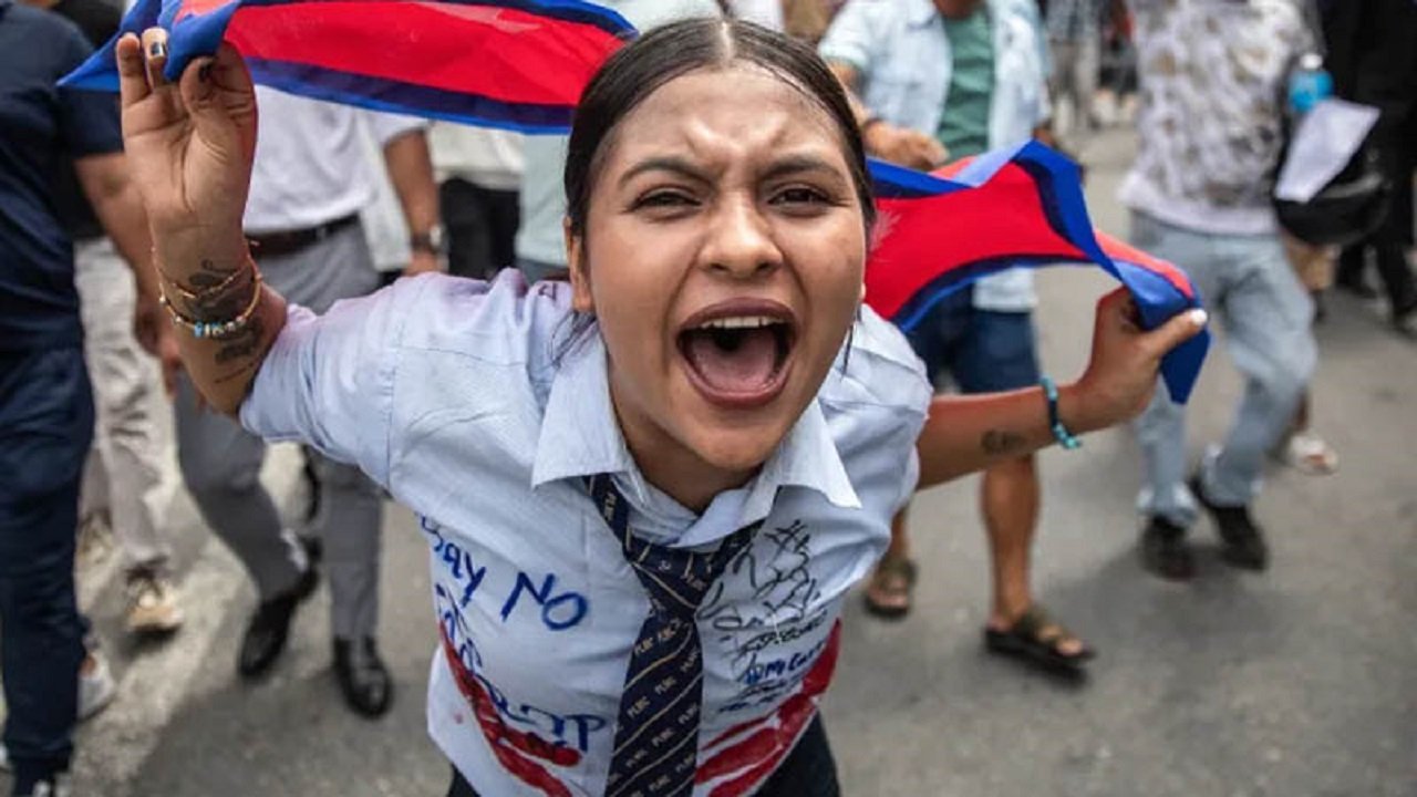 এশিয়ায় জেন-জির বিদ্রোহ, কাঁপছে রাজপথ