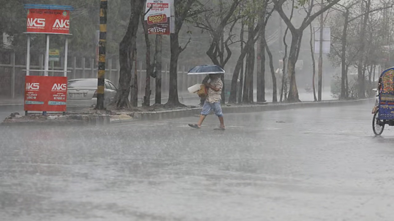 ঈদের দিন ঢাকাসহ ৪ বিভাগে বৃষ্টি, বিকেলেও আশঙ্কা