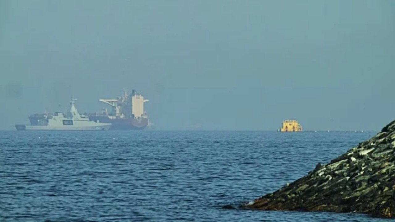 হরমুজে গোলযোগ বাড়ছে, তেলের দামে নতুন রেকর্ড